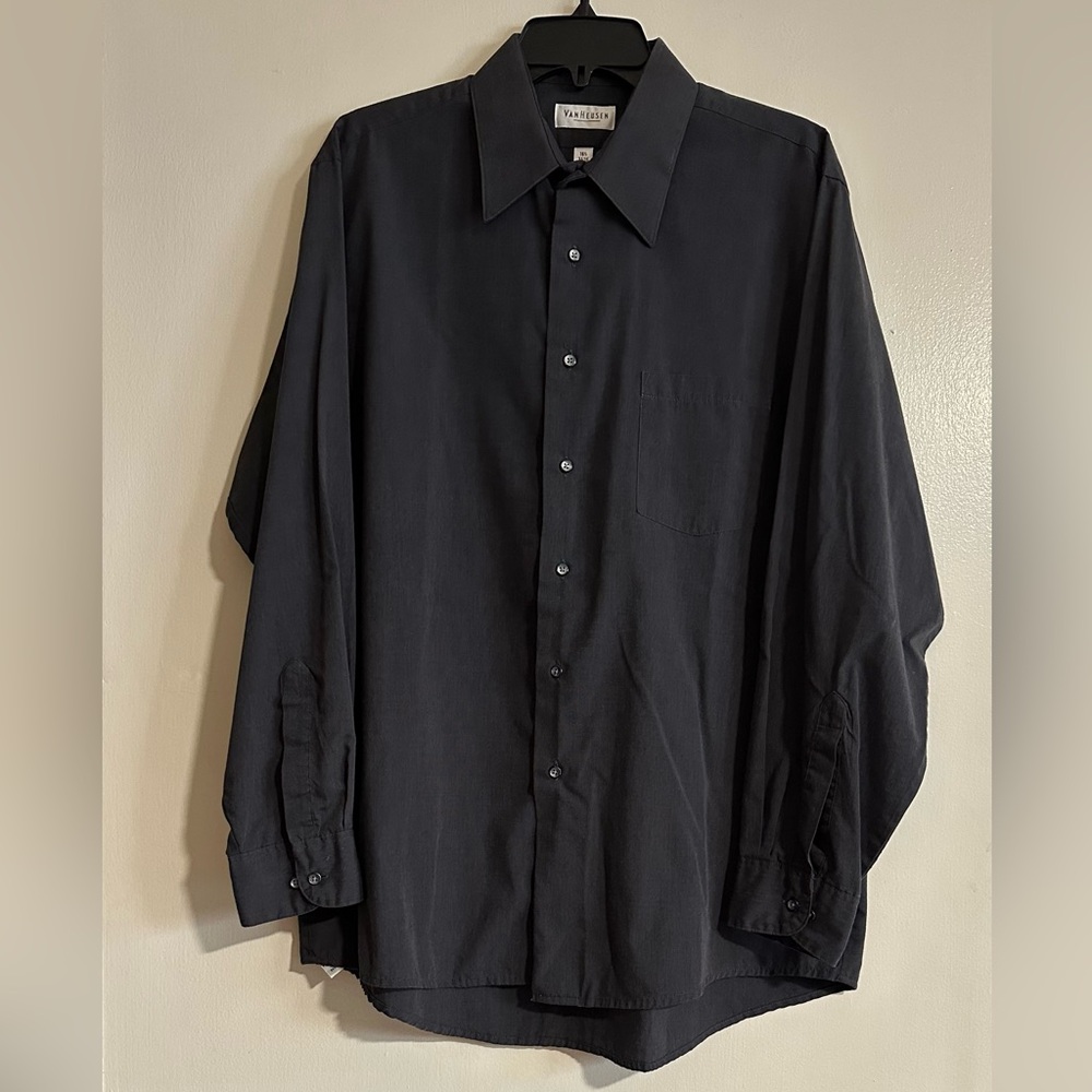 Bundle 2 Items for $20! Van Heusen Men's Dark Grey Long Sleeve Shirt 16 1/2